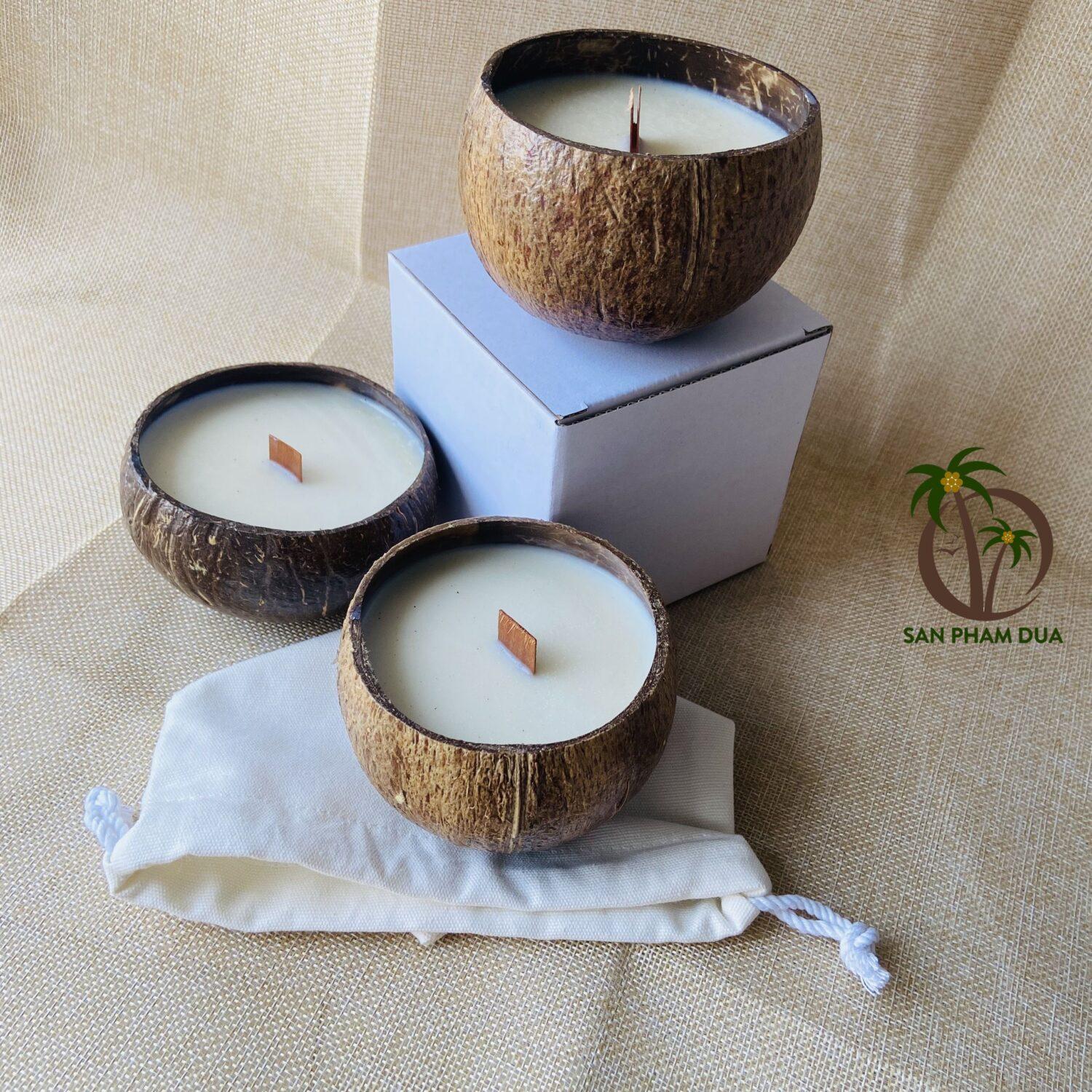 Handicrafts made from coconut shells Coconut Product